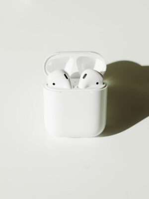 Wireless Earbuds with Noise Cancellation